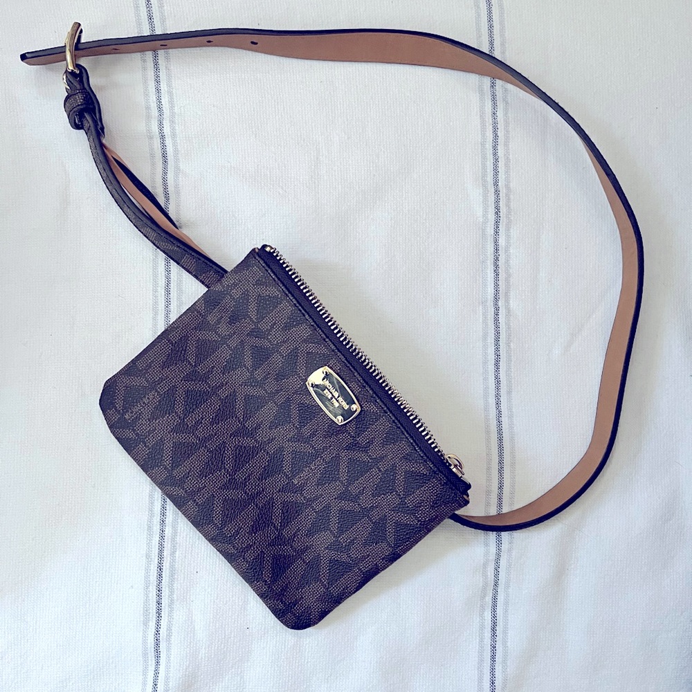 Michael Kors waist bag